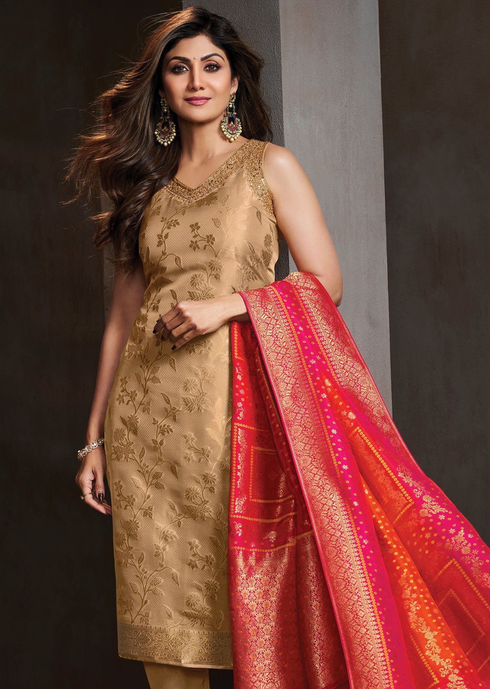 Beige Tissue Straight cut suit