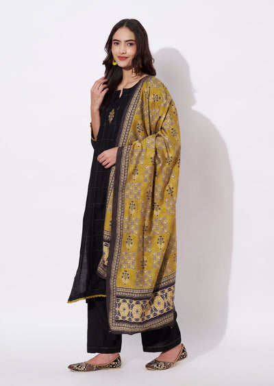 Black Gold Straight cut suit