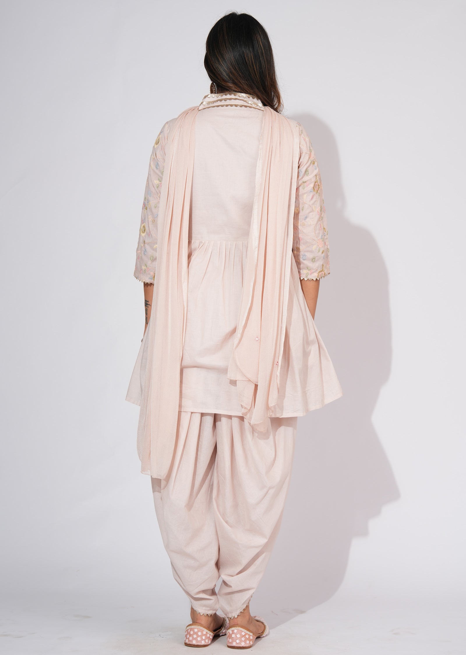 Short kali with dhoti pants suit