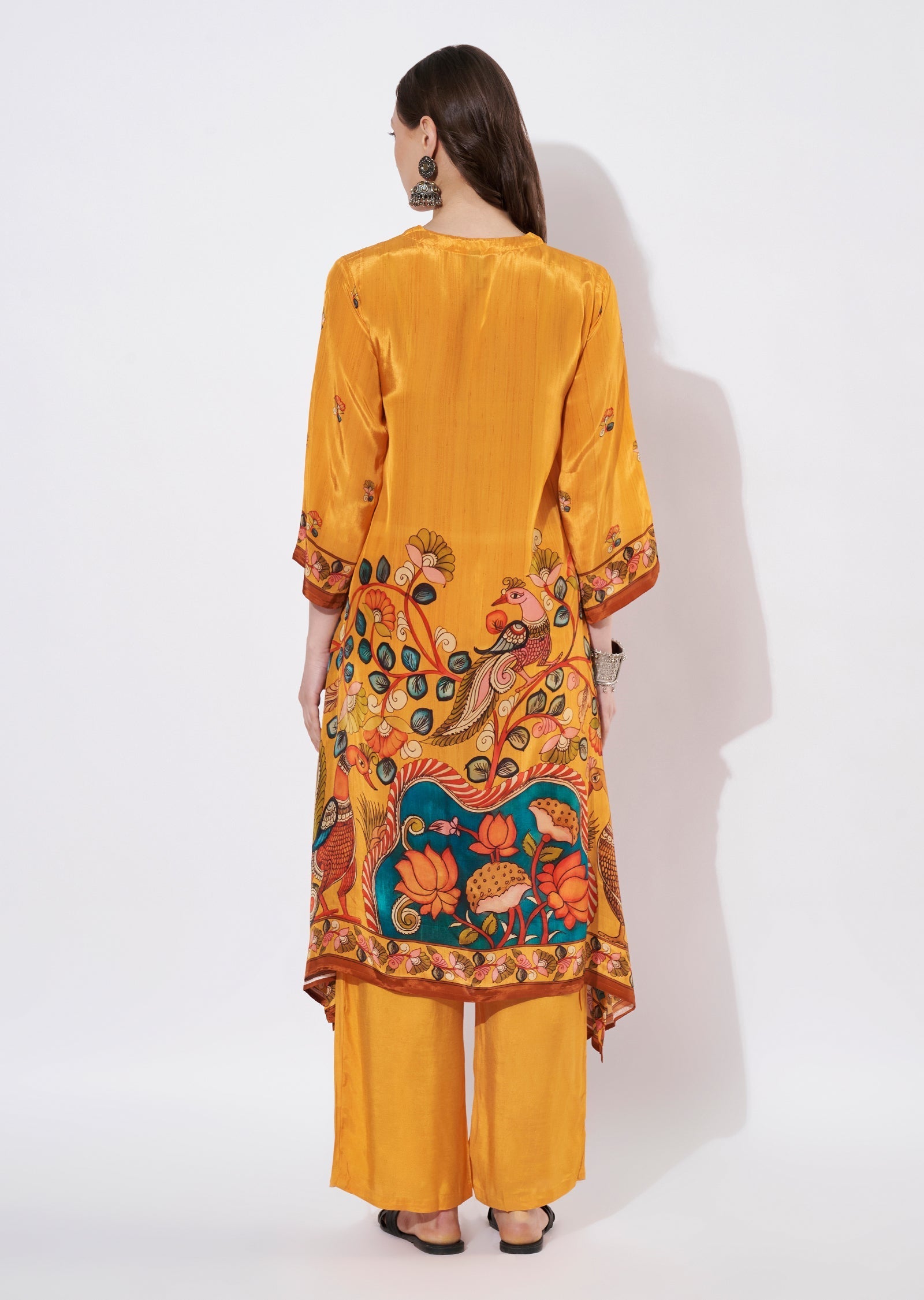 Mustard Crepe Straight cut set