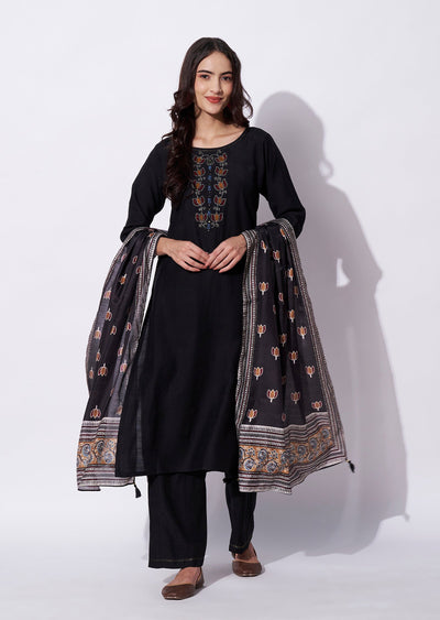 Black Gold Straight cut suit