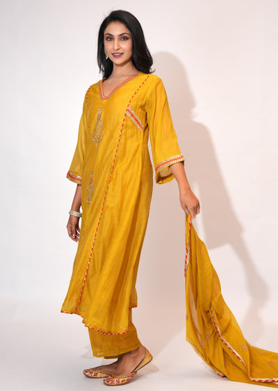 Yellow Mul Chanderi Anarkali suit