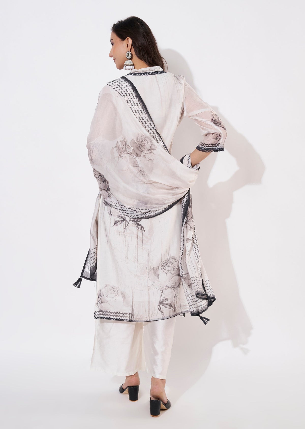 Off White Mul Chanderi Straight cut suit