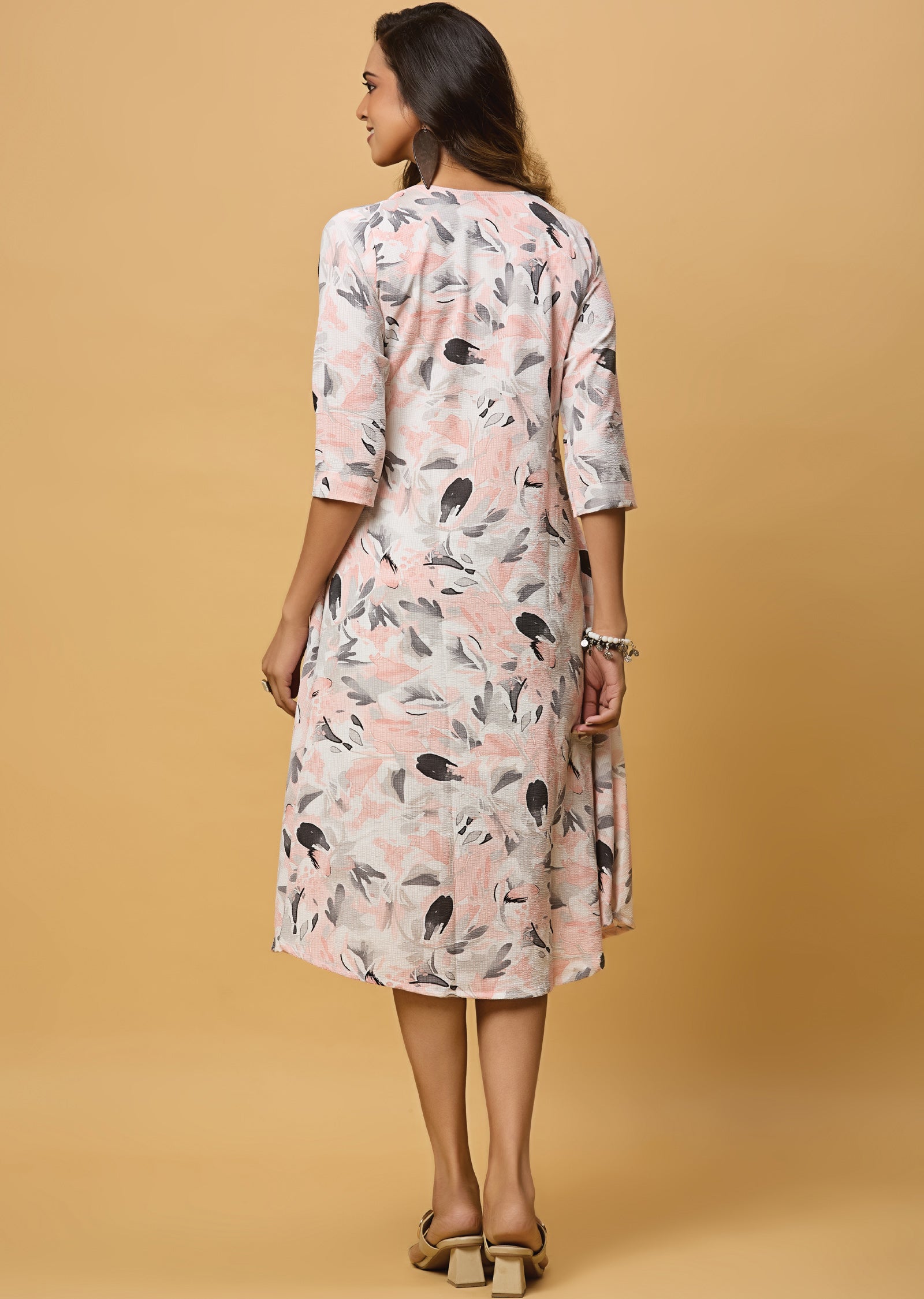 Off White & Peach Georgette Midi Dress