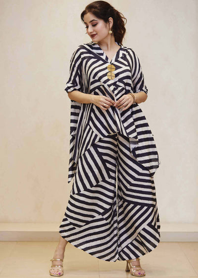 Off White & Black Muslin Printed Co-Ord Set